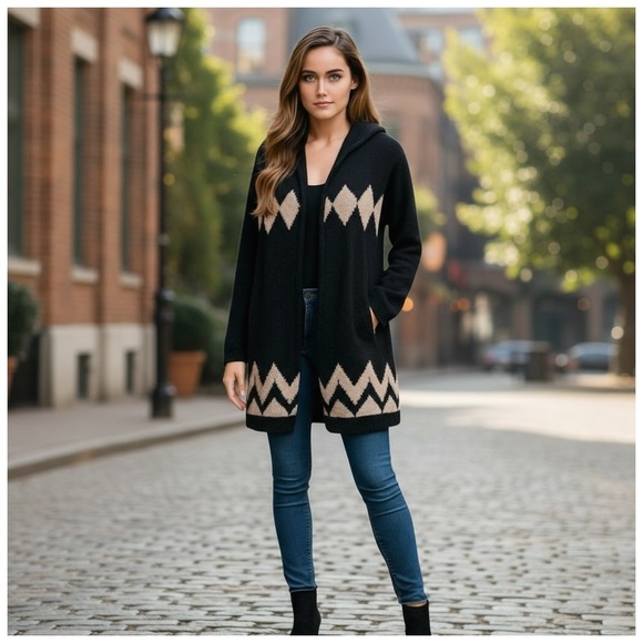 Project Women’s Open Front Cardigan With Hood. Navy, Off-White. XS - Picture 2 of 12